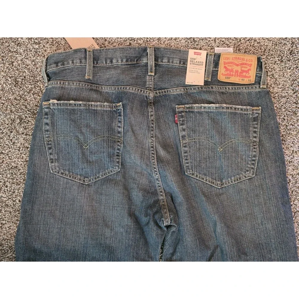 Levi's 559 Jeans Men's 40x32  Relaxed Straight Stretch Medium Wash 005590537 NEW